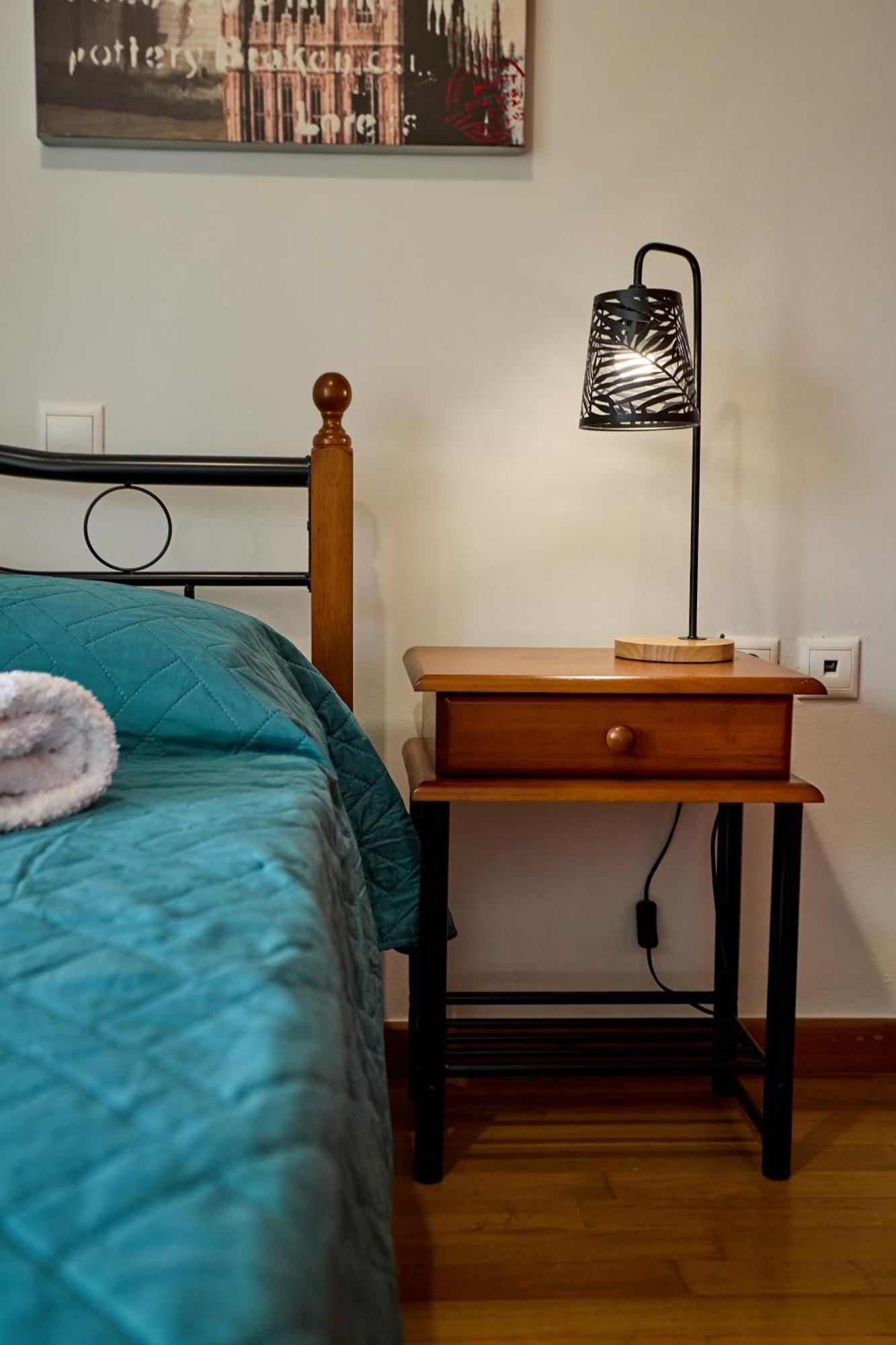 Chios Town Apartment - Heart Of Chios Town With 2 Minute Walk To The Beach Ngoại thất bức ảnh