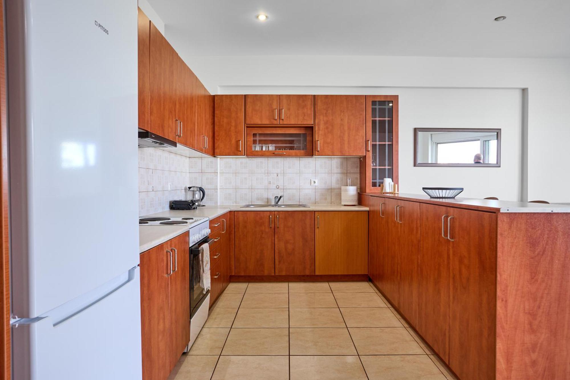 Chios Town Apartment - Heart Of Chios Town With 2 Minute Walk To The Beach Ngoại thất bức ảnh